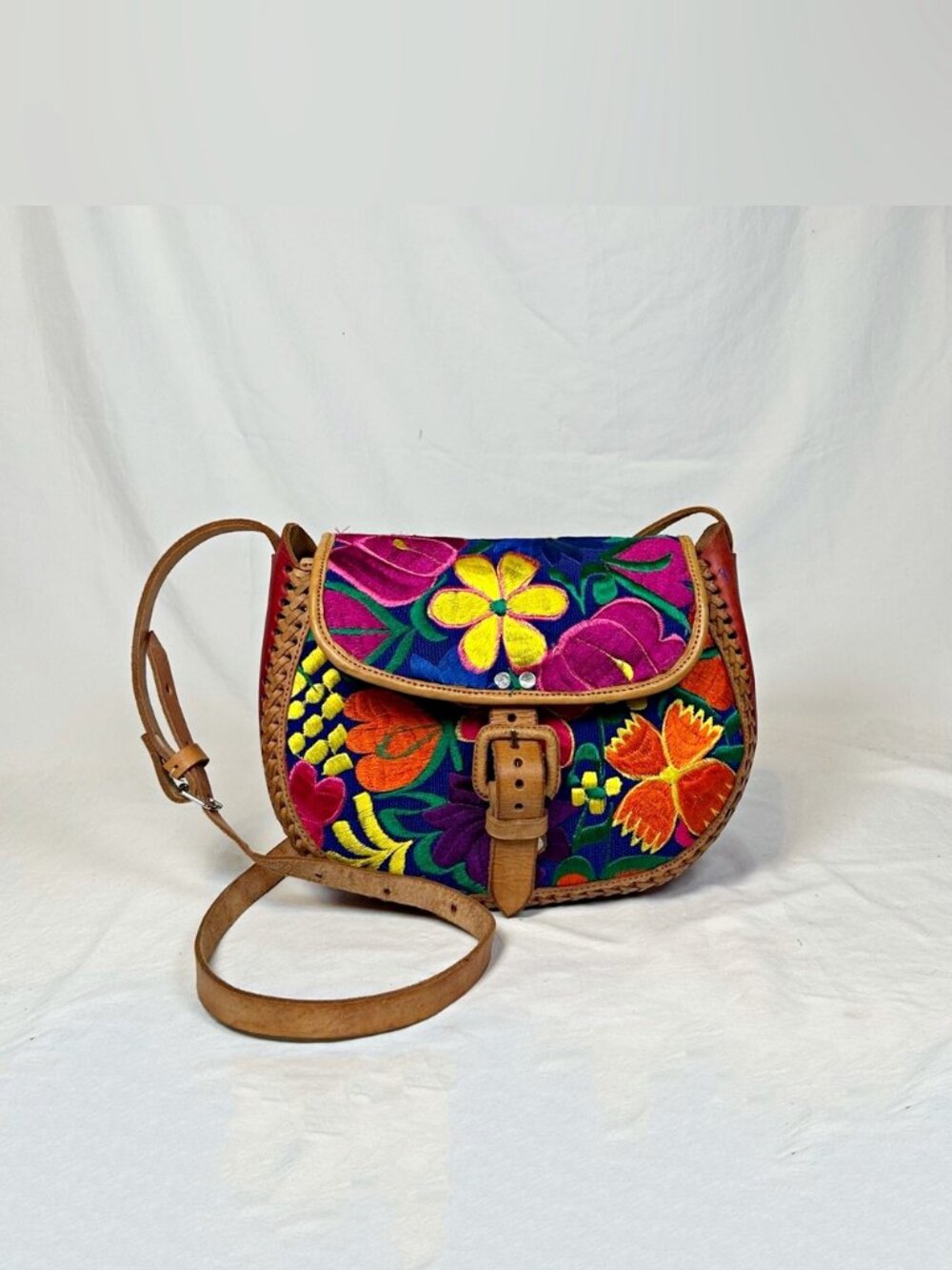Vintage Tan Leather Floral Embroidered Boho Mexican Hippie Crossbody Bag